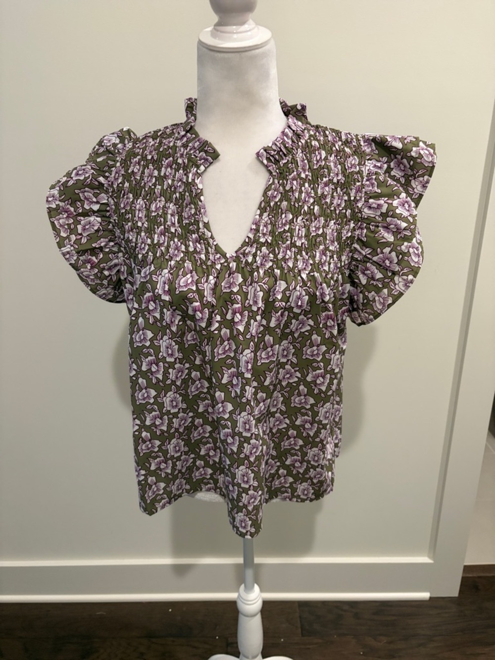 New With Tags THML Flutter Sleeve Top Sz M